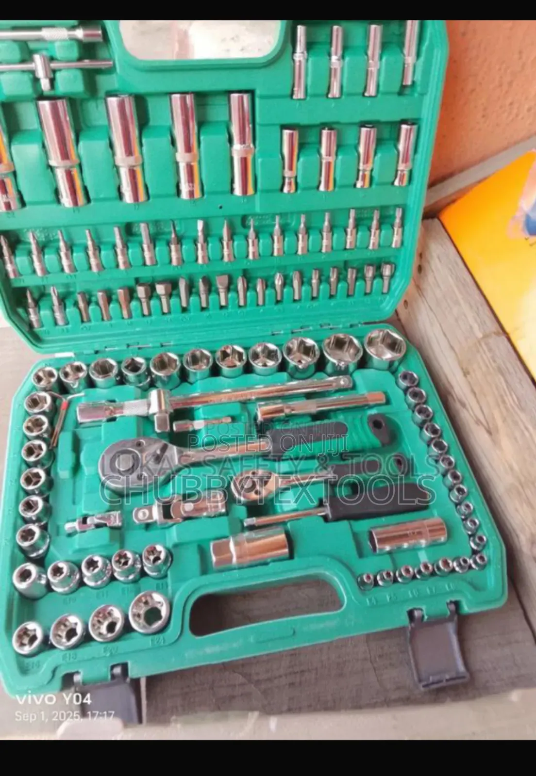 151 Pcs Ratchet Socket Set