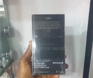 New Apple iPhone 11 Pro Max 256 GB Gold