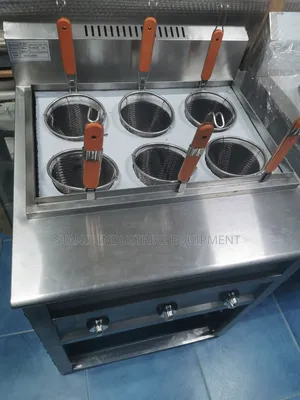 Standing Pasta Cooker