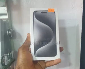 New Apple iPhone 15 Pro Max 256 GB Silver