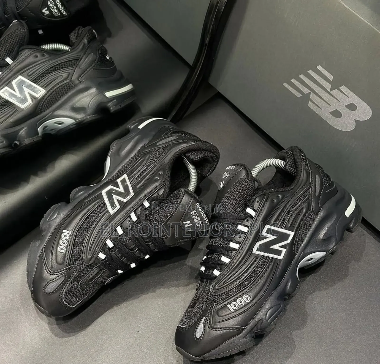 New Balance 1000