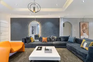Luxurious 3bedroom Apartment