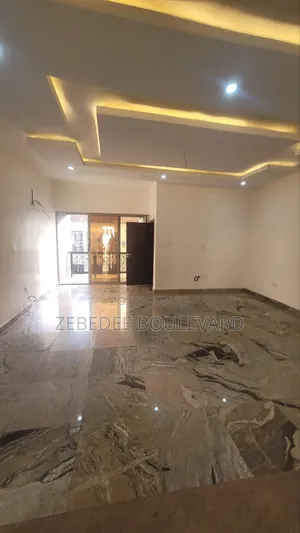 3bdrm Block of Flats in Durumi for rent