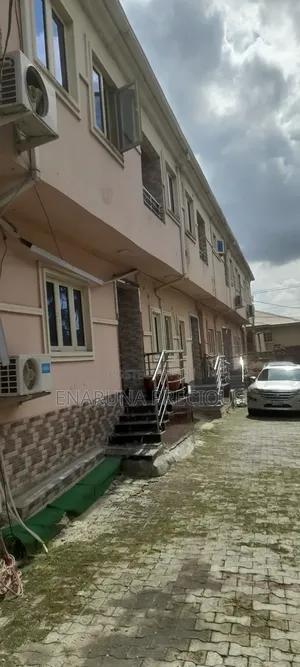 5bdrm Duplex in Akinwunmi, Mende for sale