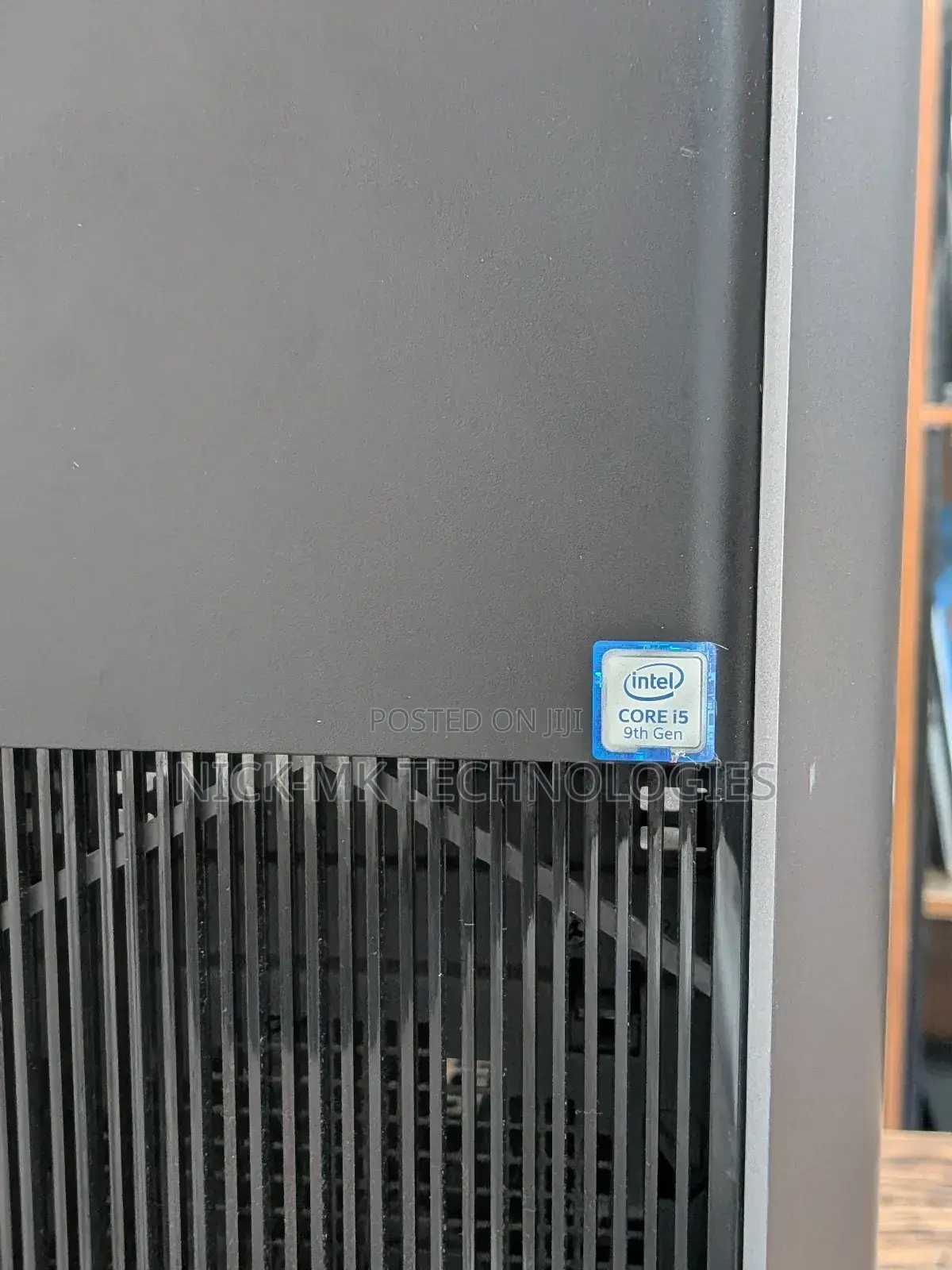 Desktop Computer Dell Aurora 24GB Intel Core I5 SSD 1T