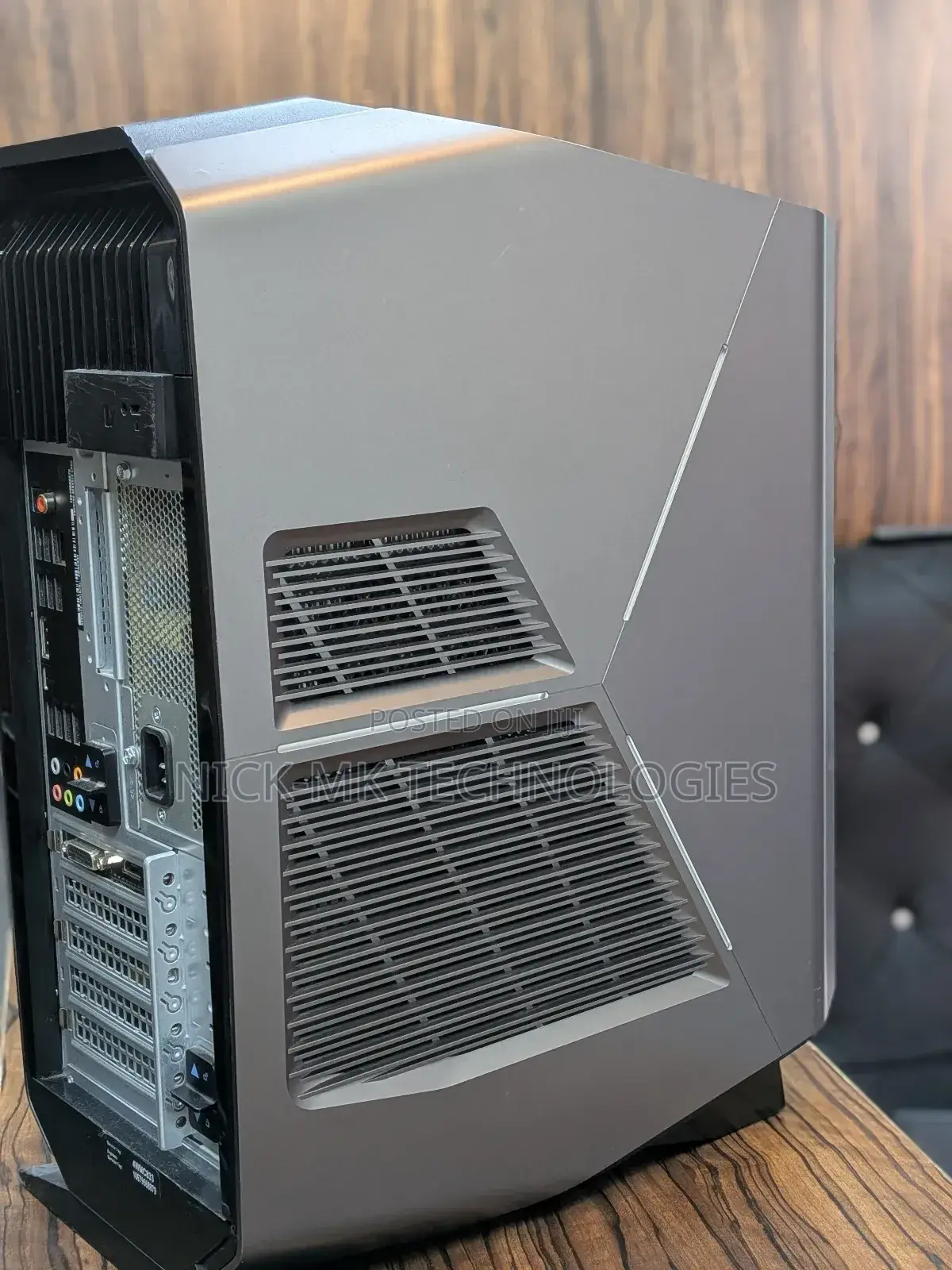 Desktop Computer Dell Aurora 24GB Intel Core I5 SSD 1T