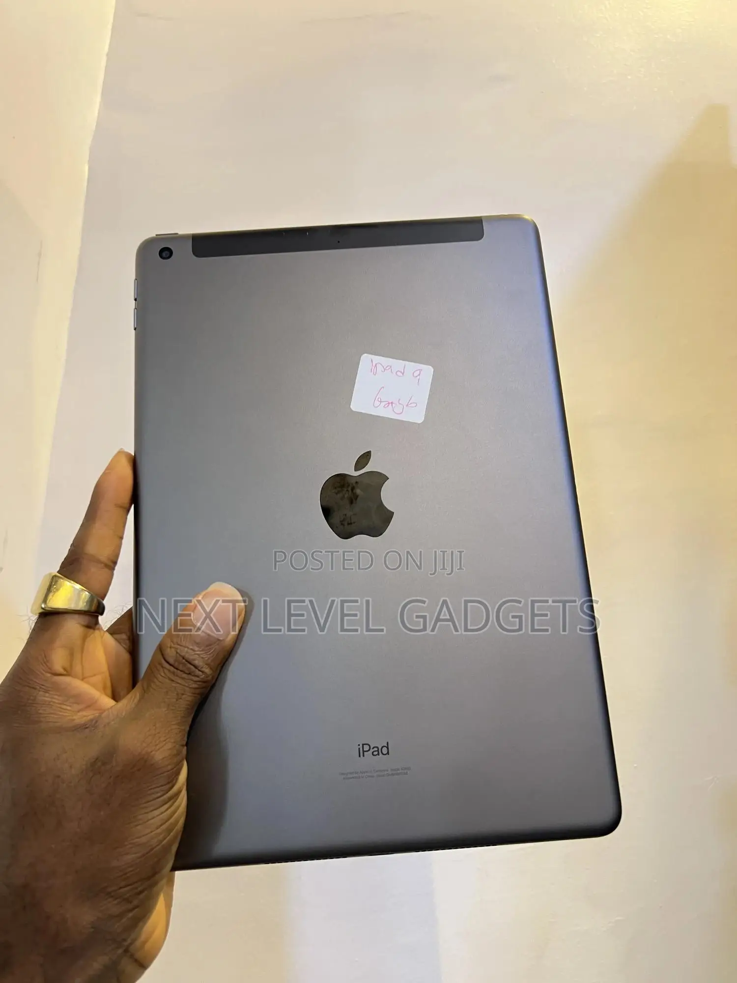 Apple iPad 10.2 (2021) 64 GB Gray