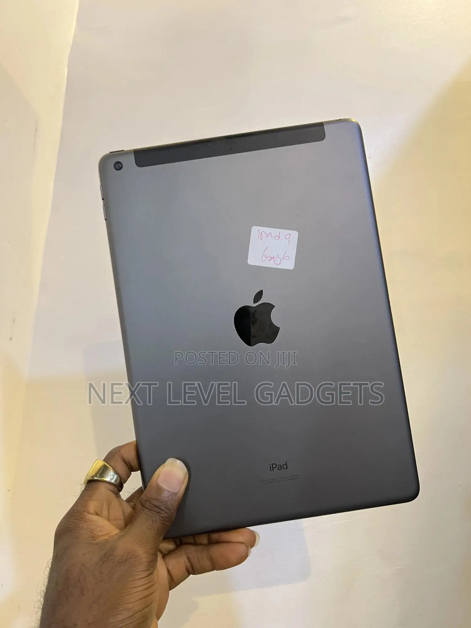 Apple iPad 10.2 (2021) 64 GB Gray