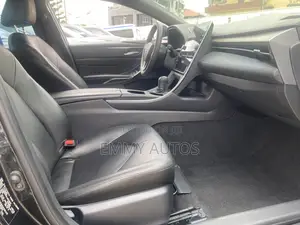 Toyota Avalon 2020 Black