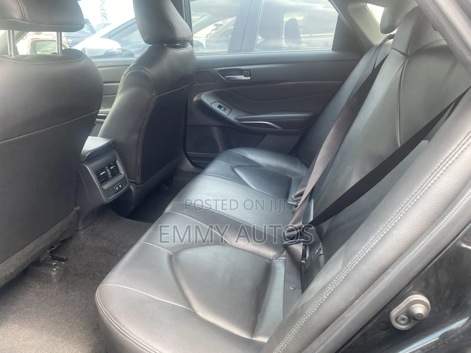 Toyota Avalon 2020 Black