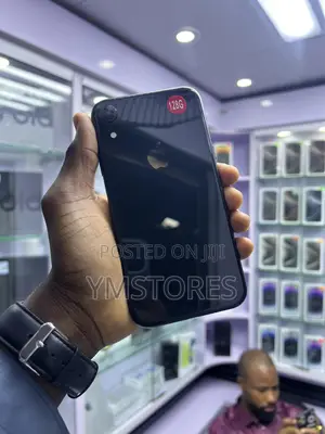 Apple XR 128 GB Black