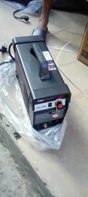 Tig 250 Amps Dc Inverter Welding Machine.