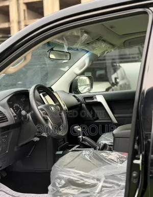 New Toyota Land Cruiser Prado 2.8 2024 Black