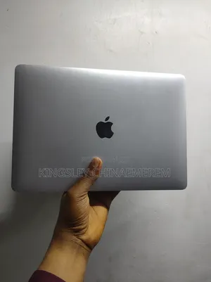 Laptop Apple MacBook Pro 2017 16GB Intel Core I7 SSD 512GB
