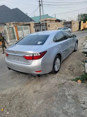 Lexus ES 350 FWD 2013 Silver
