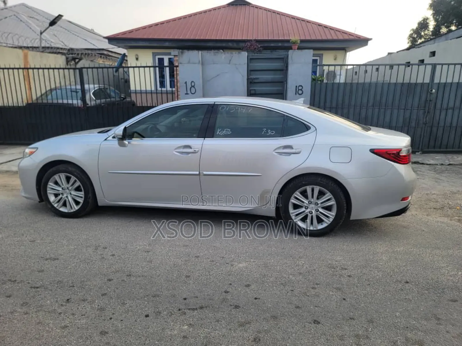 Lexus ES 350 FWD 2013 Silver