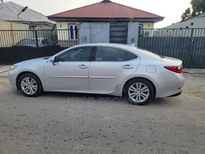 Lexus ES 350 FWD 2013 Silver
