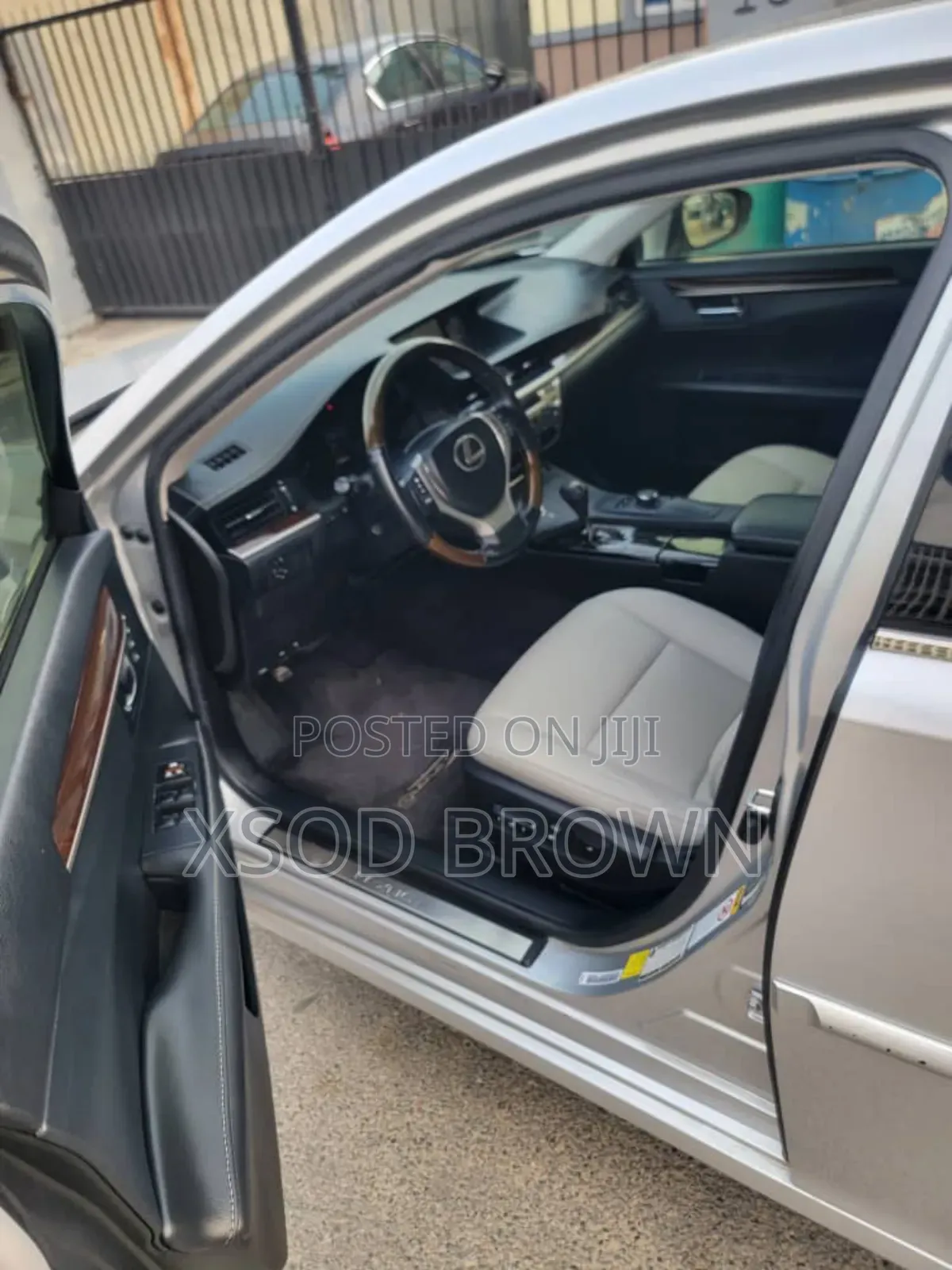 Lexus ES 350 FWD 2013 Silver