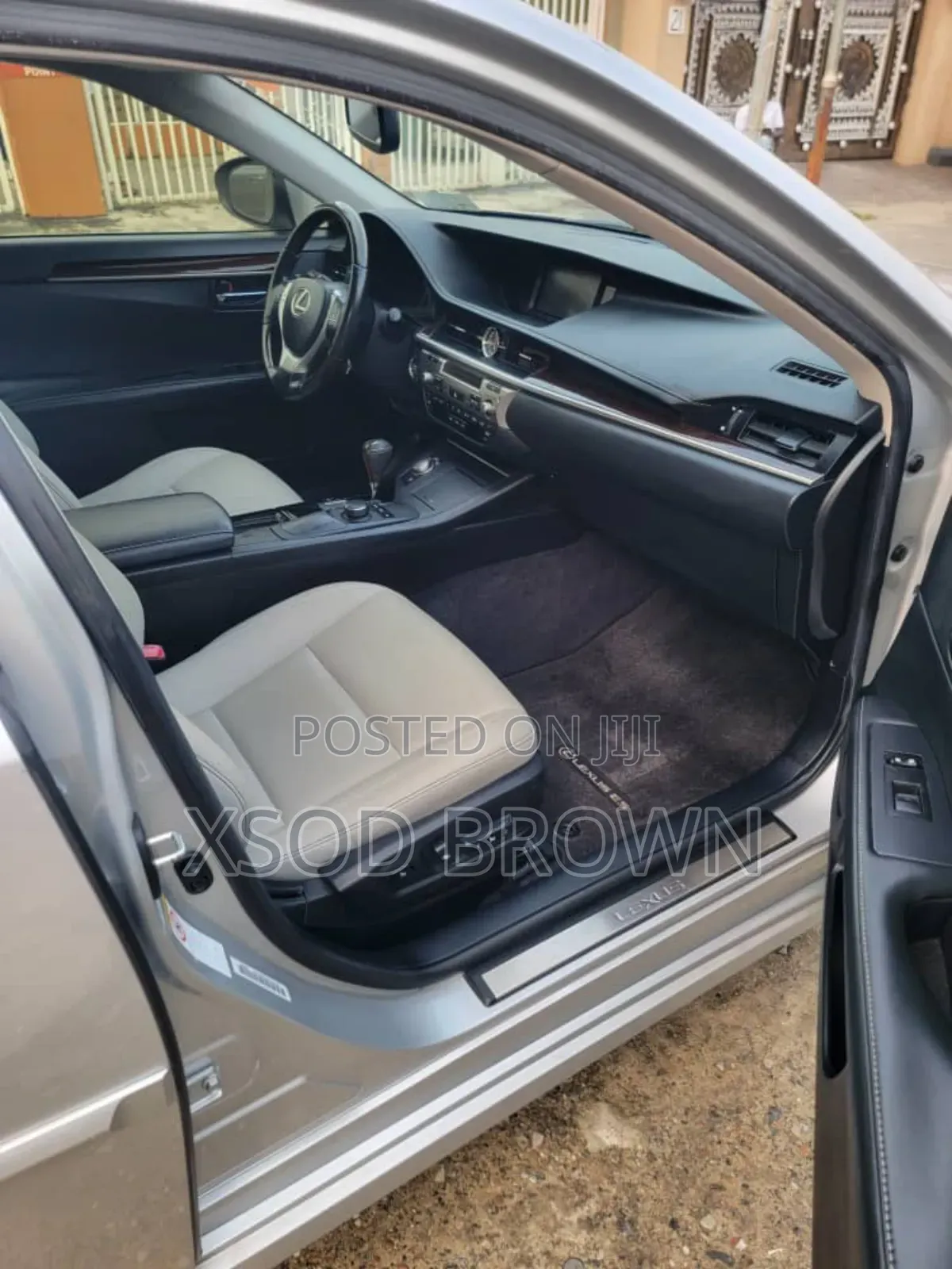 Lexus ES 350 FWD 2013 Silver