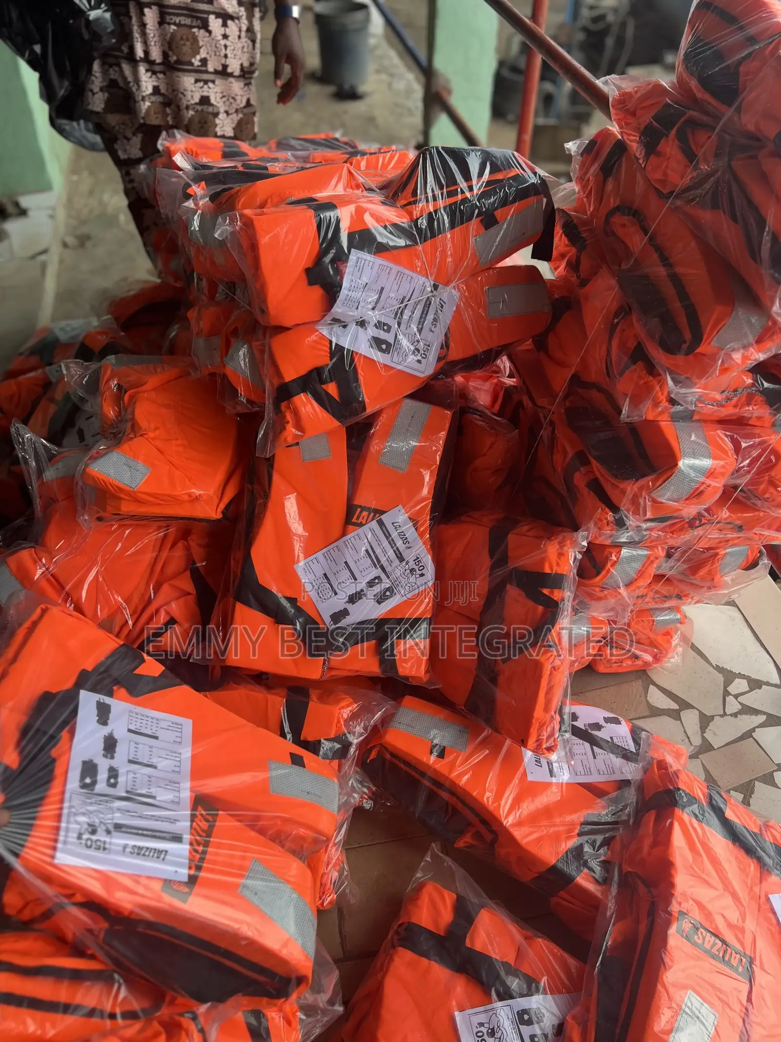Lalizas 150n Lifejackets,