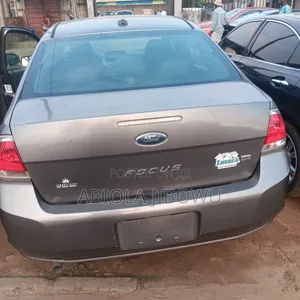 Ford Focus S 2011 Gray