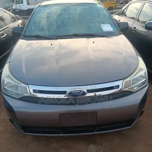 Ford Focus S 2011 Gray