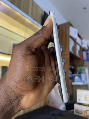Apple iPhone XR 64 GB Silver