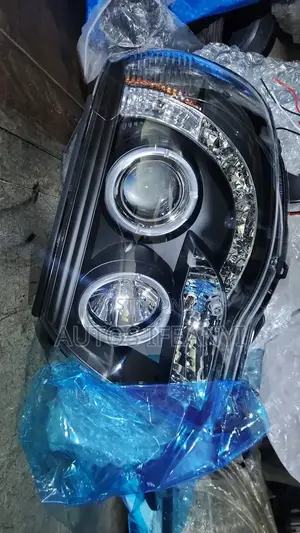 Headlight for Toyota Tacoma 2010 (L E D) Available Dm