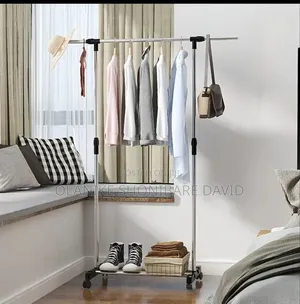 Single Pole Hanger