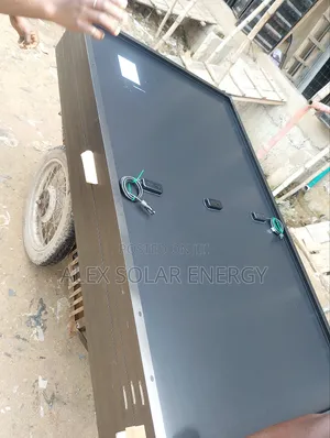500watts Solar Panel Jinko All Black