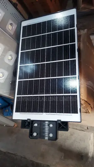 400watt Akt Rechargeable Solar Street Light
