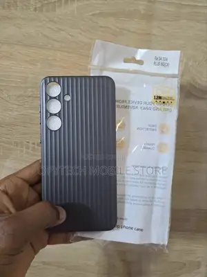 Brand New Samsung S24 Plus Hard Durable Plastic Stripes Case (Black)