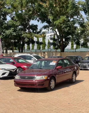 Toyota Avalon 2002 Black