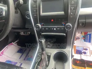 Toyota Camry XSE 4dr Sedan (2.5L 4cyl 6A) 2015 Silver