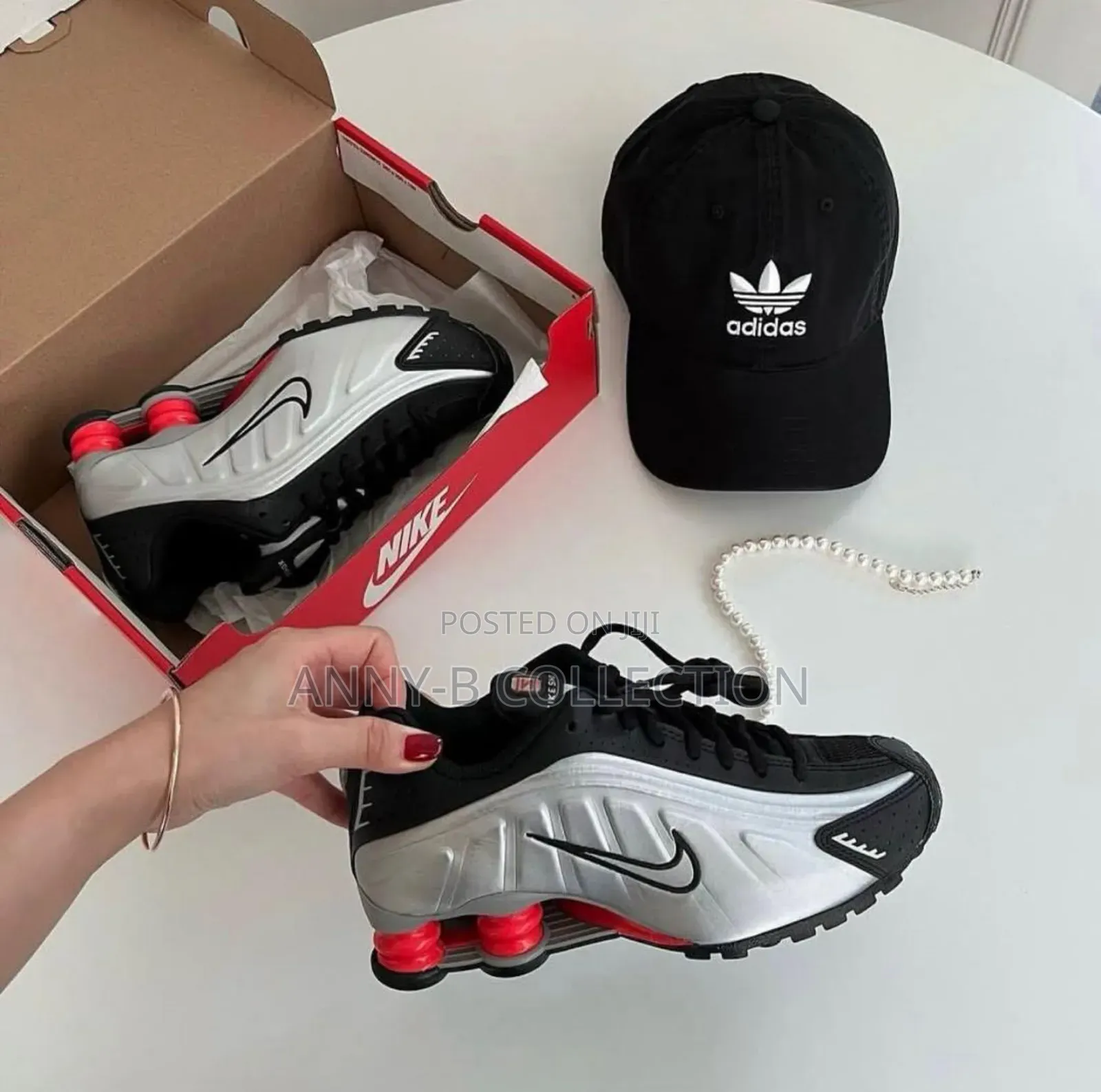 Luxury Nike Shox R4 Sneakers