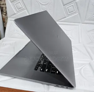Apple Macbook 2019 16-Inch Screen