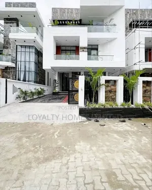 Furnished 5bdrm Duplex in Chevron for sale