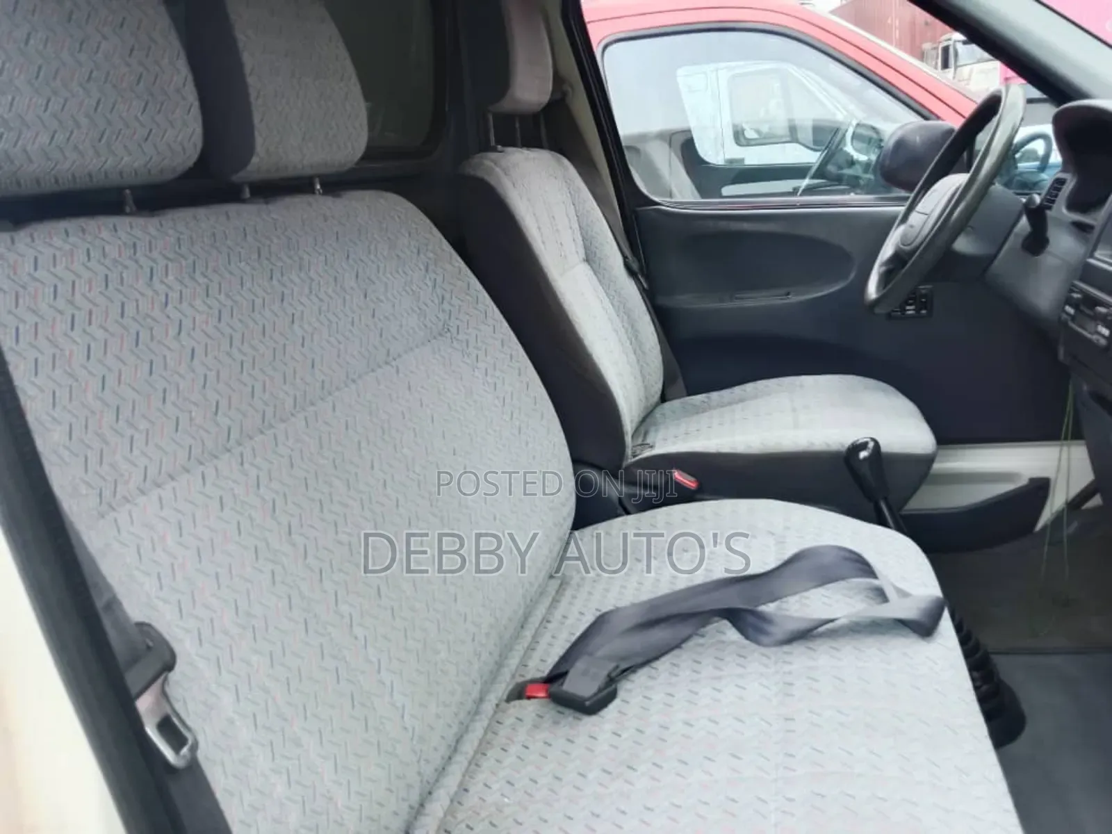 Toyota HiAce 2006