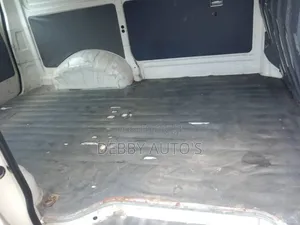 Toyota HiAce 2006