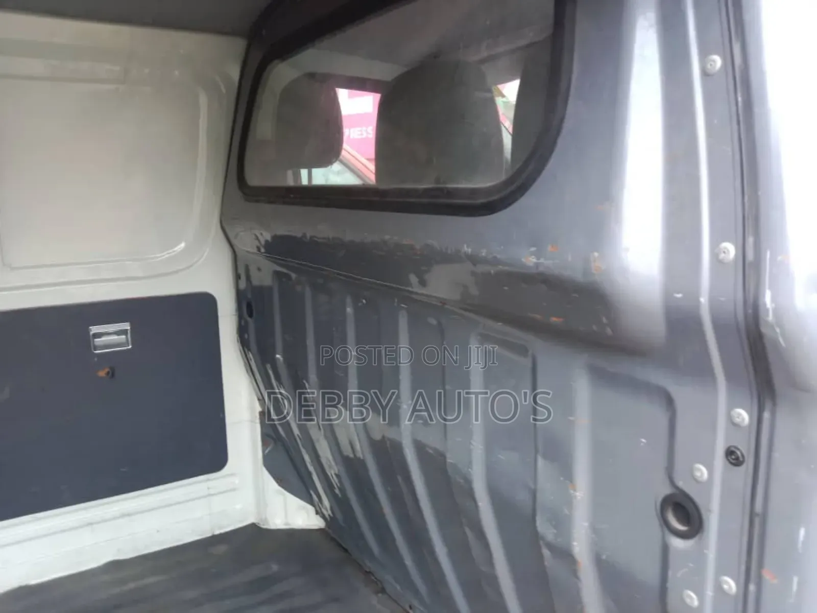 Toyota HiAce 2006
