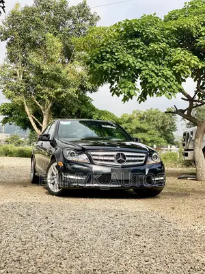 Mercedes-Benz C300 Luxury 4Matic Sedan AWD (3.5L 6cyl 7A) 2013 Black