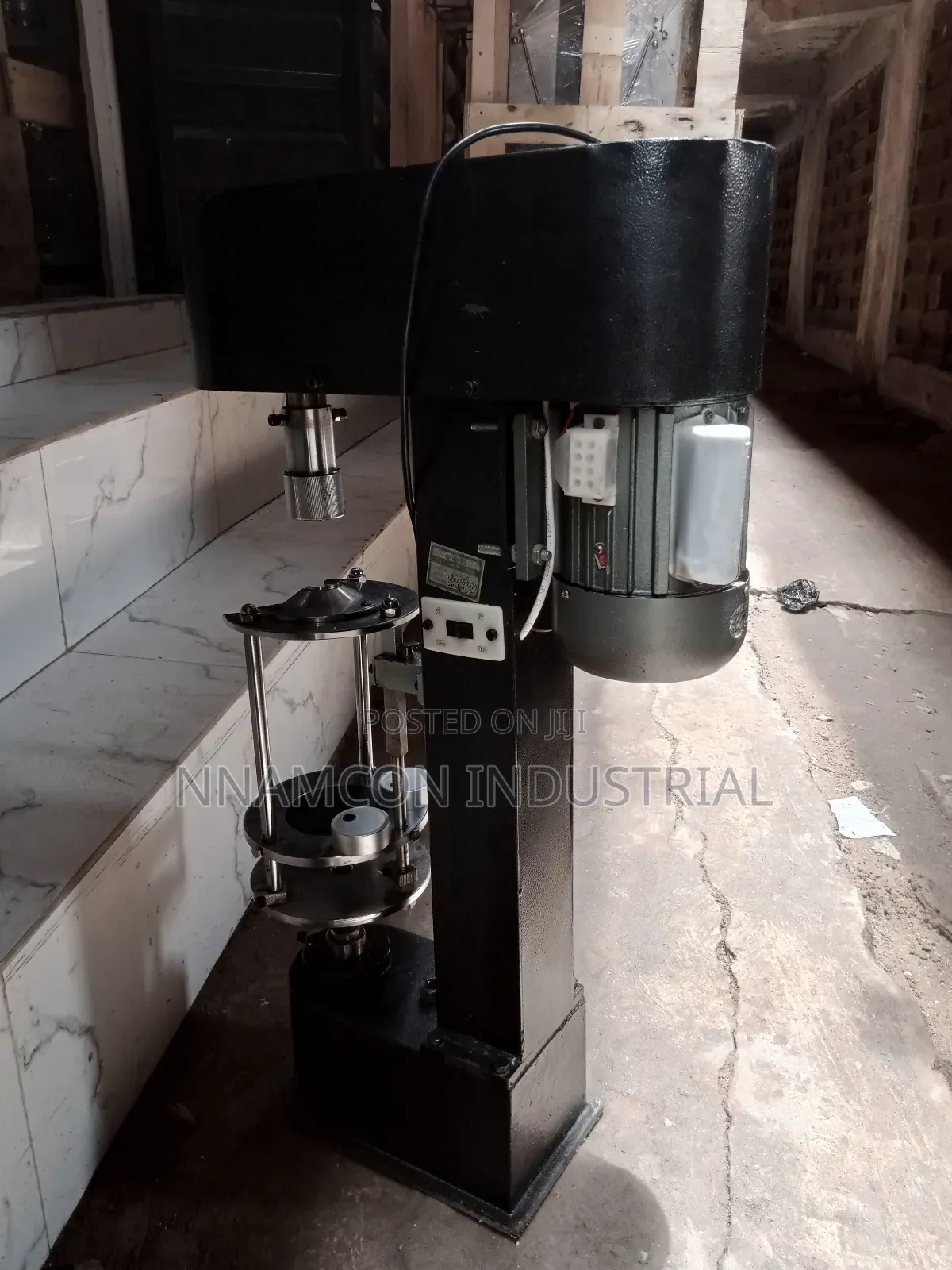 Bottle Capping Machine