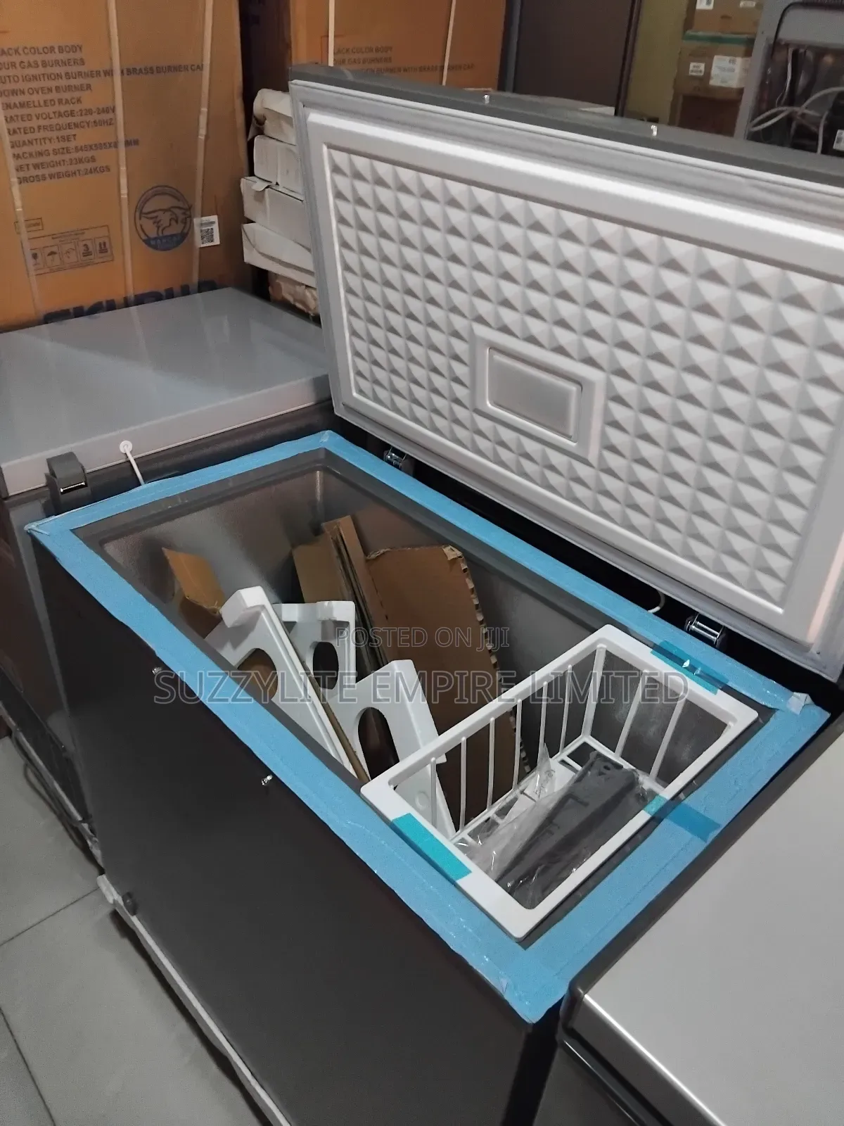 Aeon 200 Liters Chest Freezer