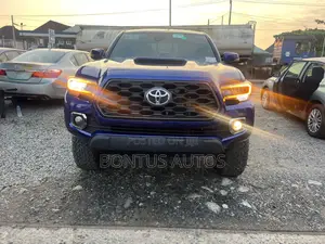Toyota Tacoma SR5 Double Cab 5' Bed AT 2024 Blue