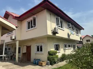 4bdrm Duplex in Lekki Phase 1 for rent