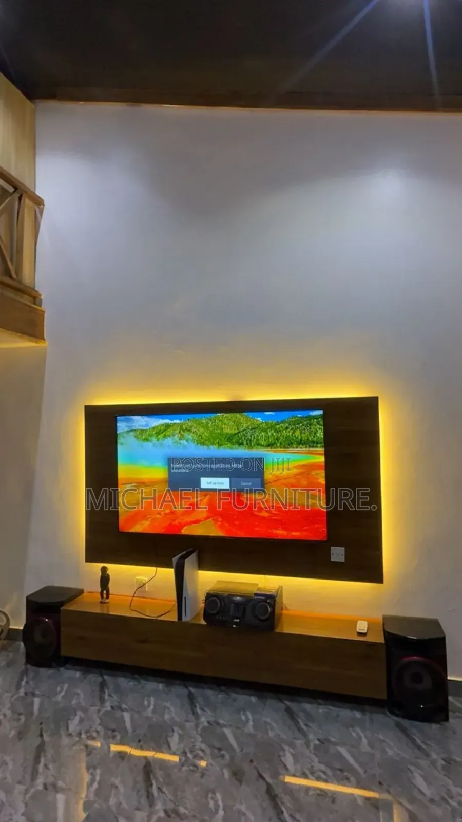 Simple-Lobelight Tv Console