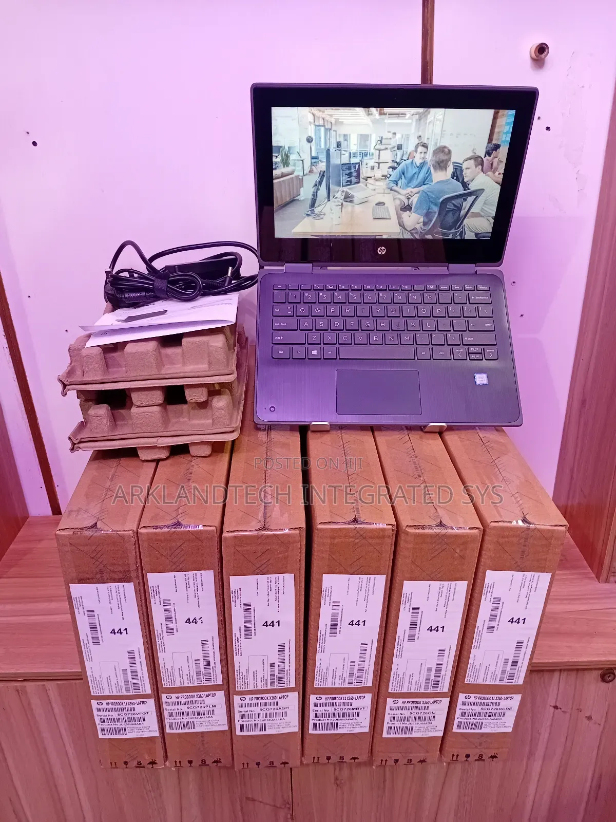 New Laptop HP Mini 1011 8GB Intel Core i5 SSD 256GB