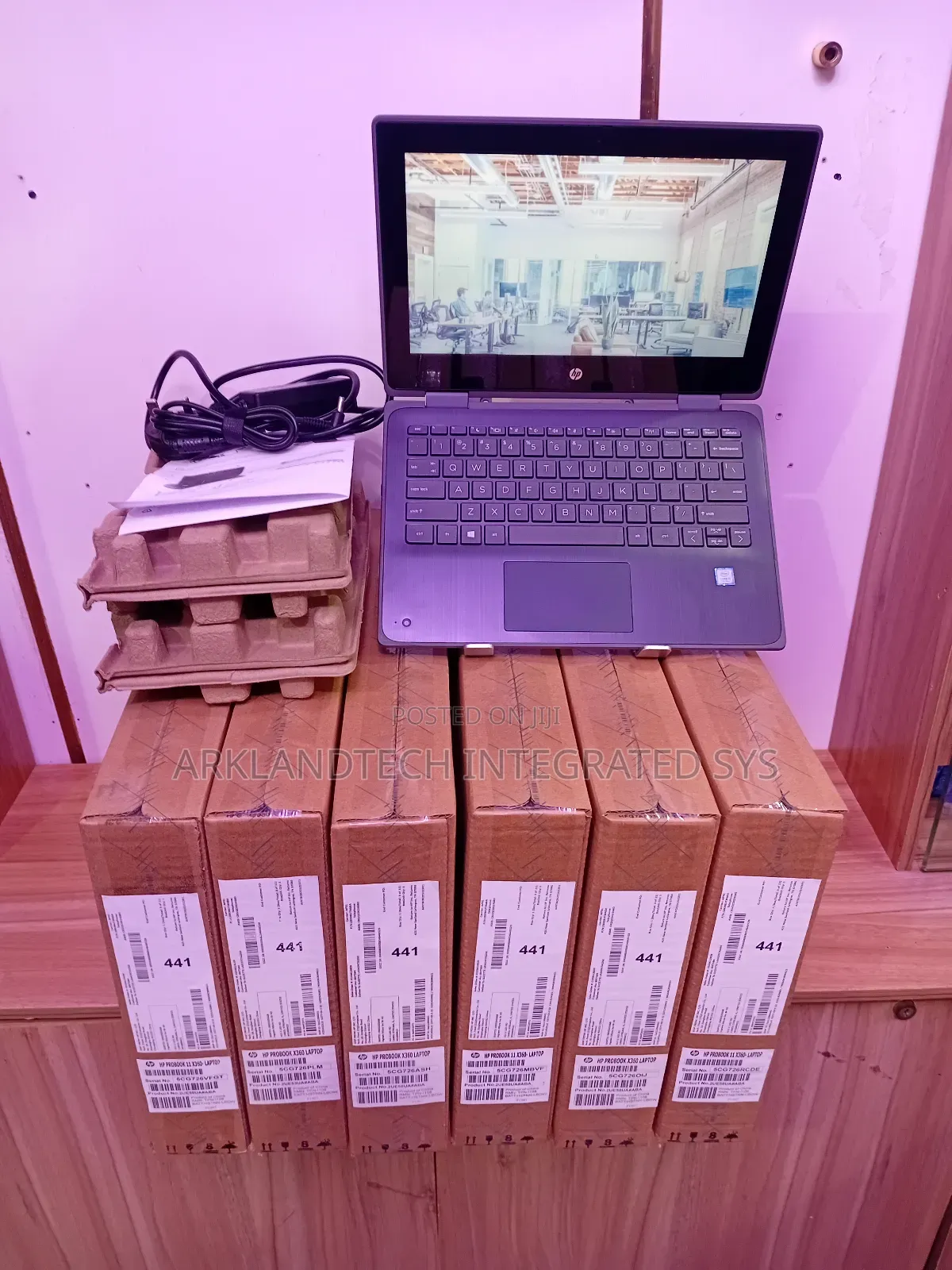 New Laptop HP Mini 1011 8GB Intel Core i5 SSD 256GB