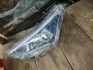 Head Lamp Hyundai Creta