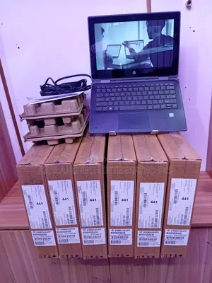 New Laptop HP Mini 1104 8GB Intel Core i5 SSD 256GB